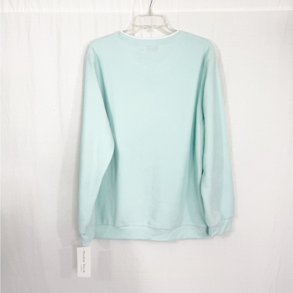 NEW Madison Taylor Fleece Embroidered Women's Top, Size 1X, Green - Picture 2 of 4